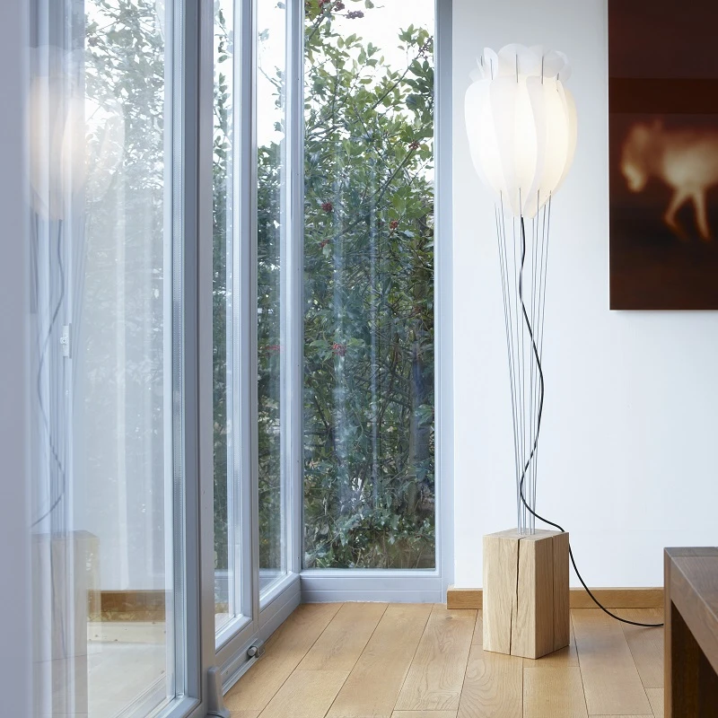 Domus Design-Standleuchte, Eichenfuß / Lunopal-Schirm 4 Domus Design-Standleuchte, Eichenfuß / Lunopal-Schirm – Bild 2