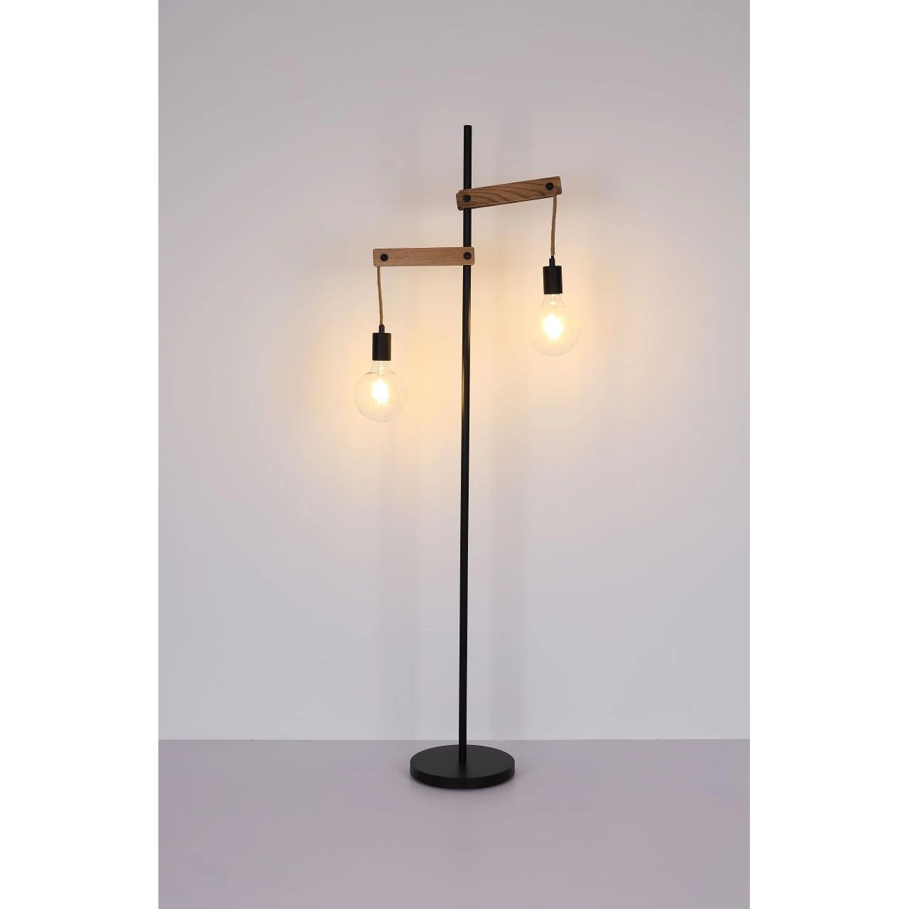 GLOBO E27 Stehleuchte aus Holz und Hanfseil matt ohne Schirm e Kabel 18 m 2-flammige Stehlampe schwarz natur mit Schalter 9 GLOBO E27 Stehleuchte aus Holz und Hanfseil matt ohne Schirm e Kabel 18 m 2-flammige Stehlampe schwarz natur mit Schalter – Bild 7