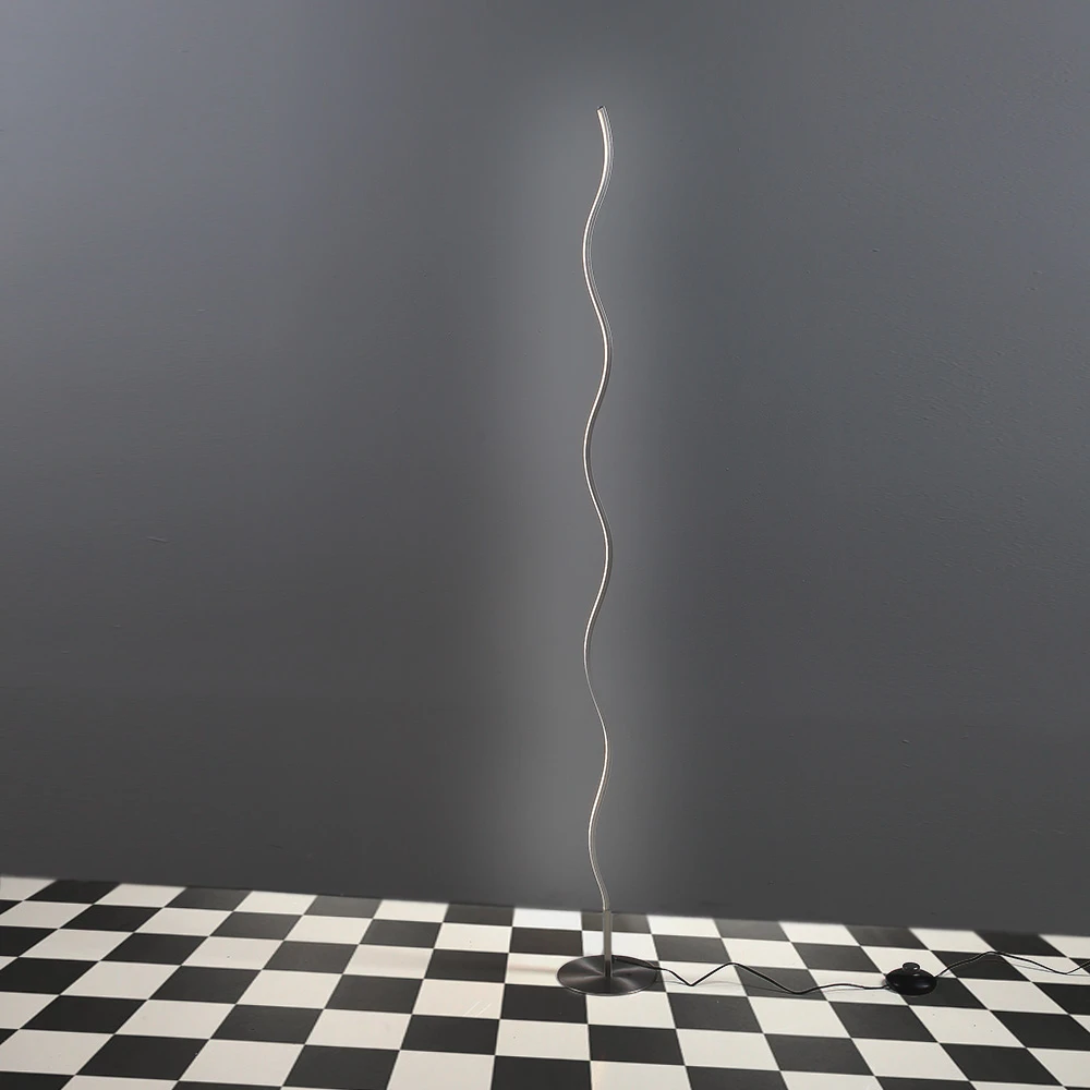 Leuchten Direkt LED Stehleuchte, Stehlampe Wellen Optik, Farbe silber, Schnurschalter, 1000 Lumen 11 Leuchten Direkt LED Stehleuchte, Stehlampe Wellen Optik, Farbe silber, Schnurschalter, 1000 Lumen – Bild 9