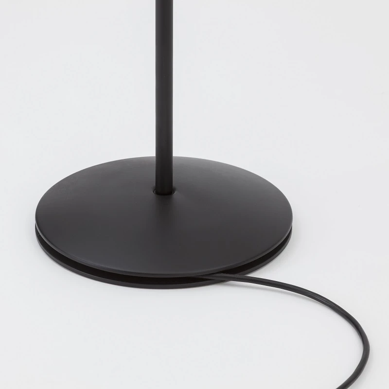 Serien Lighting Serien-Lighting Stehleuchte Club Floor schwarz, Schirm weiß 4 Serien Lighting Serien-Lighting Stehleuchte Club Floor schwarz, Schirm weiß – Bild 2