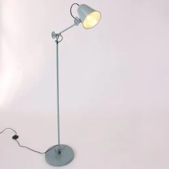 Steinhauer Stehleuchte Dolphin aus der Geurnesey-Serie blaugrau 11 Steinhauer Stehleuchte Dolphin aus der Geurnesey-Serie blaugrau -Stehleuchten Verkaufsgeschäft stehleuchte dolphin aus der 1394364 steinhauer 1325g