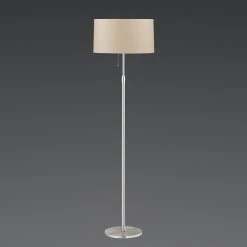 Hufnagel Stehleuchte Loop in Nickel-matt / Chrom mit Schirm melange