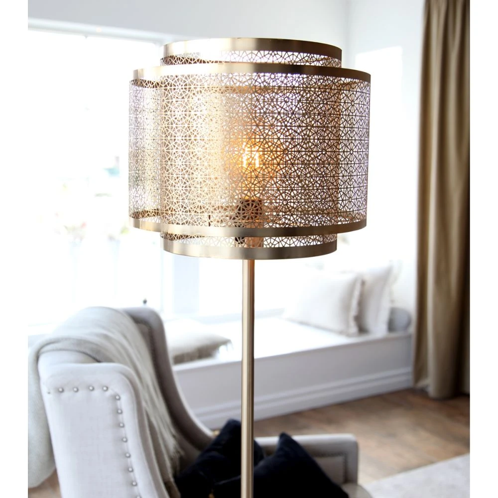 By Rydens Stehleuchte mit ausgeschnittenem Blumenmuster, 2 Schirme, 1-flammig, messing gold, Zylinder, E27 4 By Rydens Stehleuchte mit ausgeschnittenem Blumenmuster, 2 Schirme, 1-flammig, messing gold, Zylinder, E27 – Bild 2