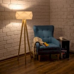 Spot-Light Tripod Stehleuchte Finja